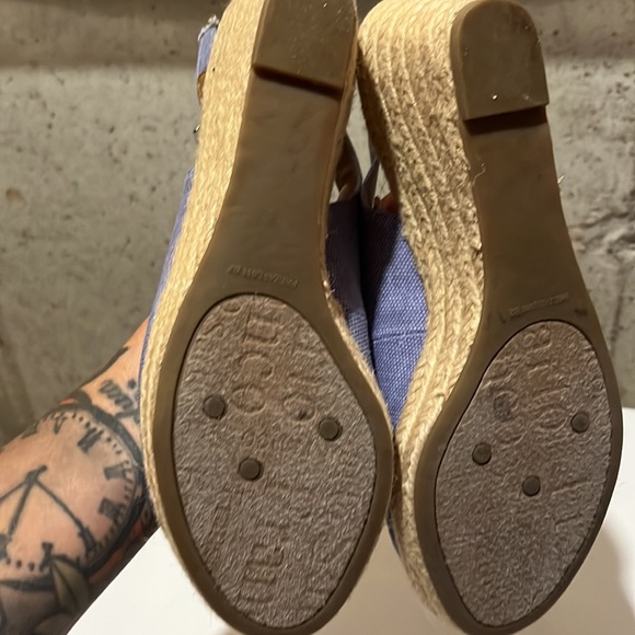 Blue sandals brand new - Picture 3 of 3